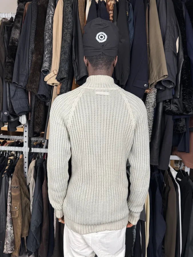 AW2009 Dolce & Gabbana Grey Buttoned Sweater Ypefthq 4