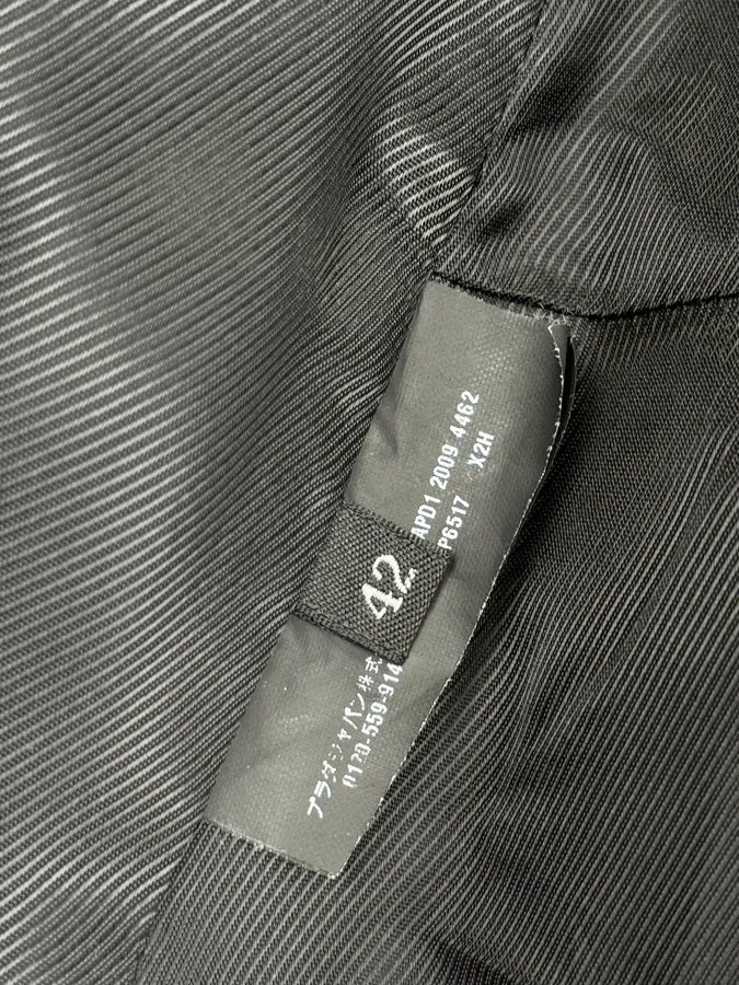 AW2009 Prada Black Wool Asymmetrical Samuraï Coat zmpqyFU 11
