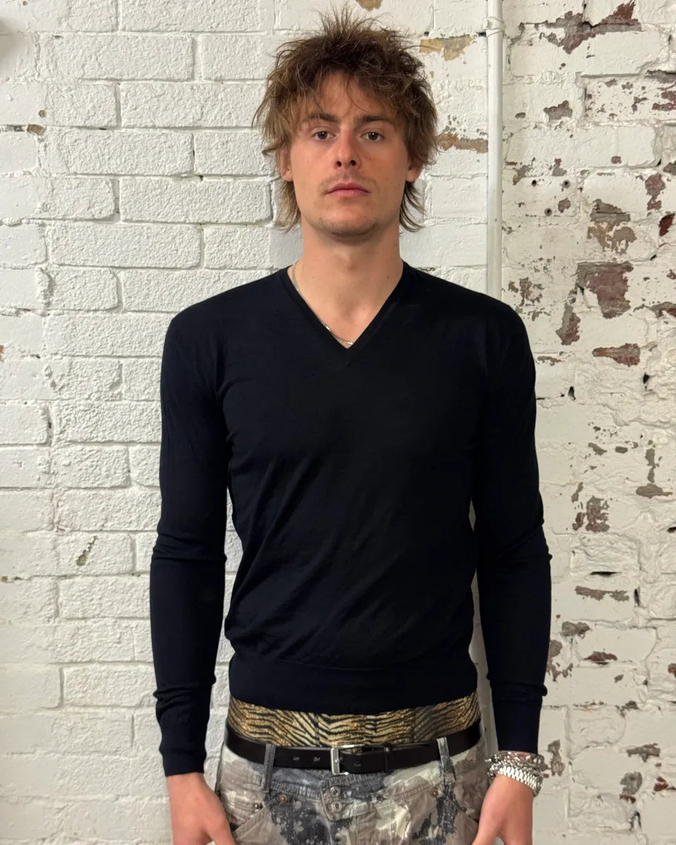 AW2009 Prada Black Wool V-Neck Sweater WJEOYOm 0