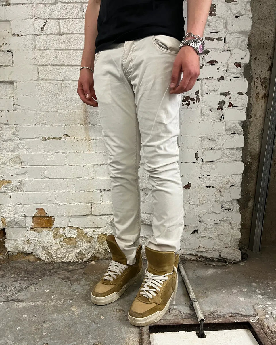 AW2010 Prada White Slim Jeans HAeMVda 2