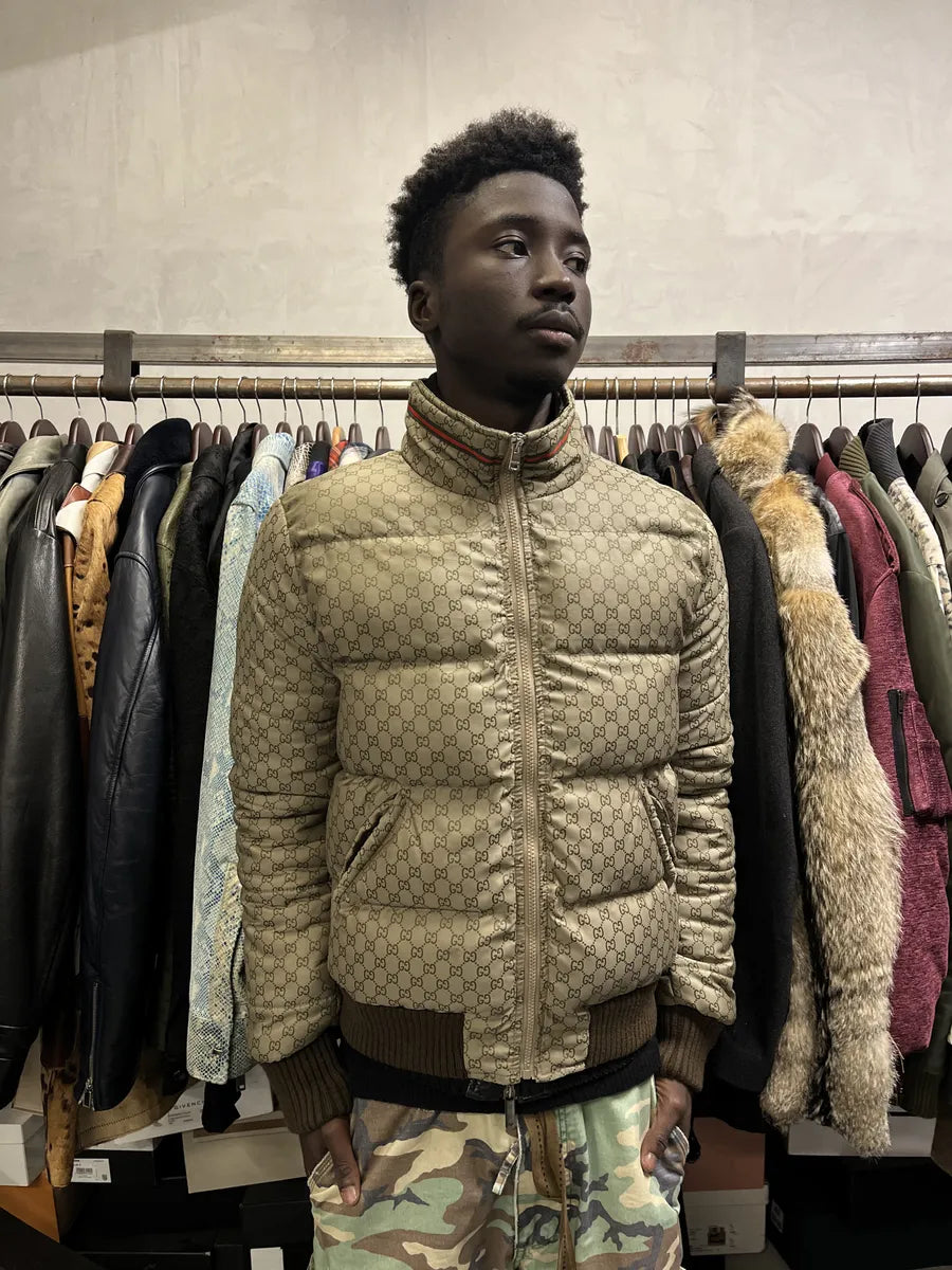 AW2011 Gucci Monogram Beige Propaganda Puffer Bomber Jacket KWWaFUd 1