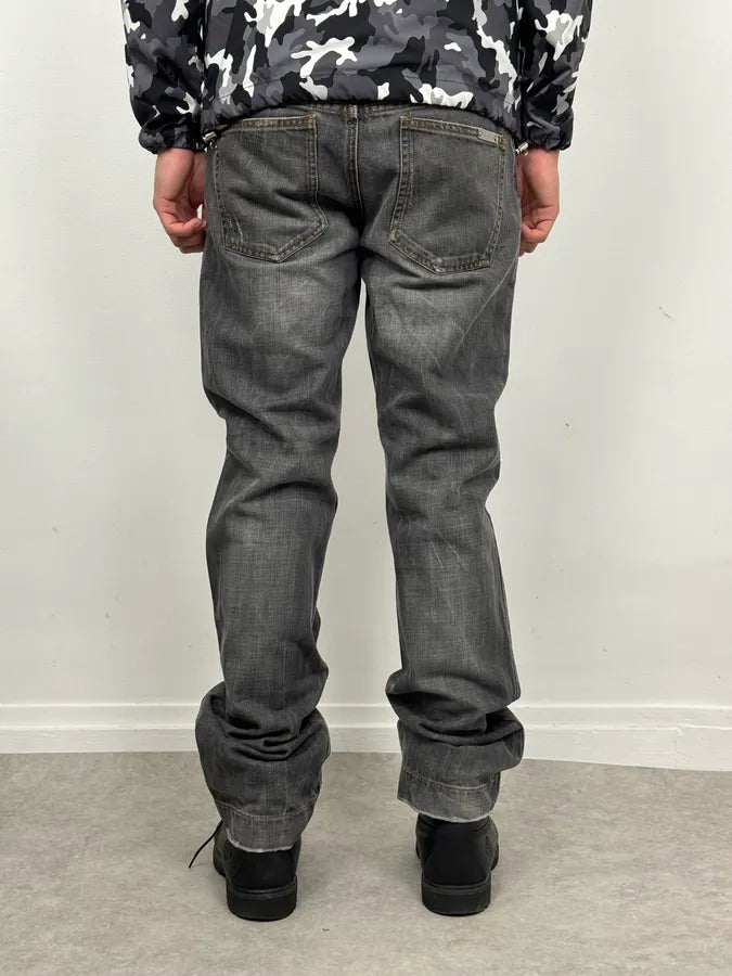 AW2012 Dolce & Gabbana Grey Straight Relaxed Denim Jeans NkZkYdI 3
