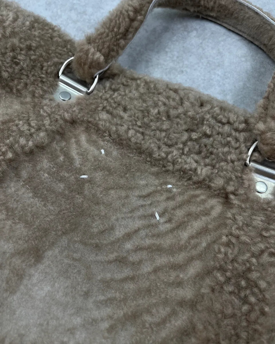 AW2012 Maison Margiela Beige Shearling Fur Crossbody Bag  vgxffDN 10