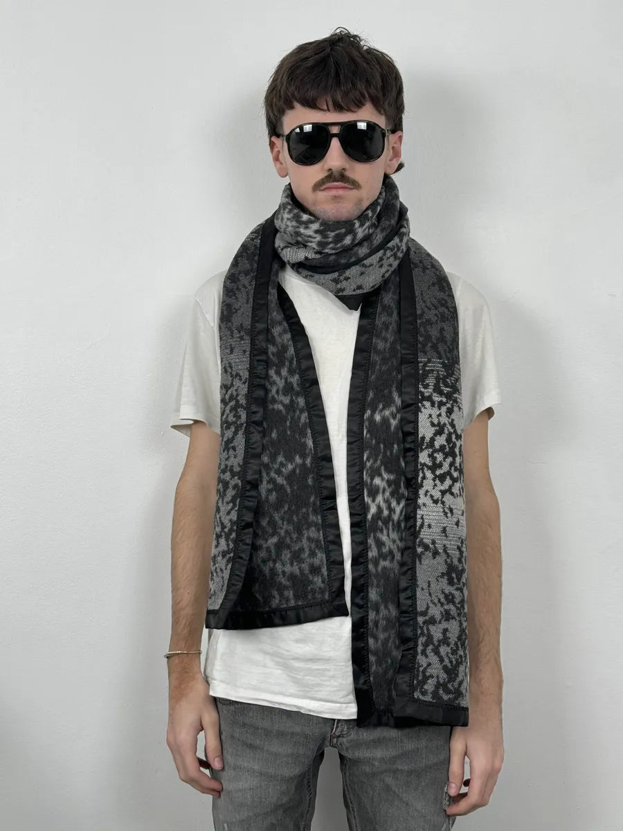 AW2012 Maison Margiela White & Black Gradient Nylon Scarf PVQqZkg 2
