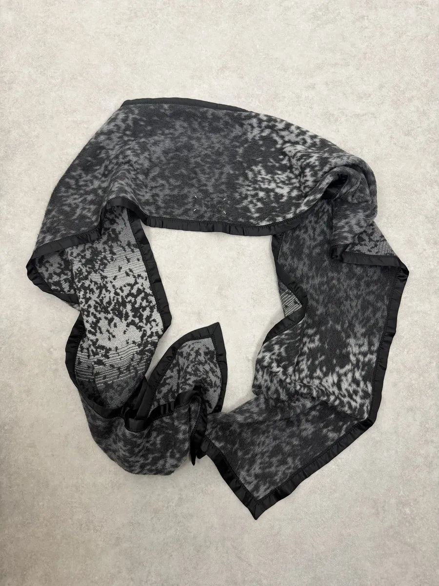 AW2012 Maison Margiela White & Black Gradient Nylon Scarf PVQqZkg 4