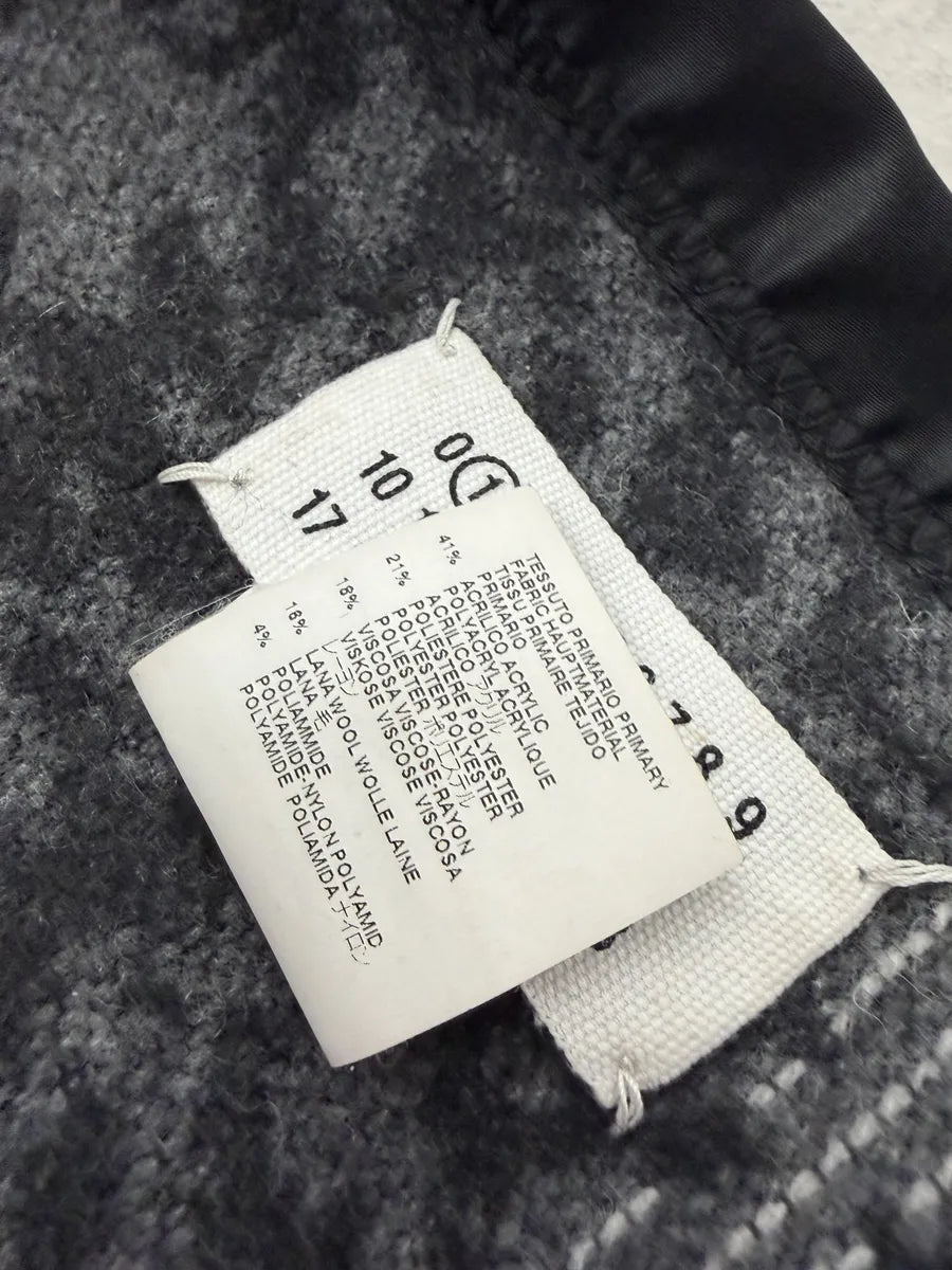 AW2012 Maison Margiela White & Black Gradient Nylon Scarf PVQqZkg 6