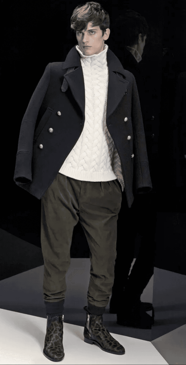 AW2014 Balmain Black Wool Double-Breasted Officer Coat QHNAaqW 1