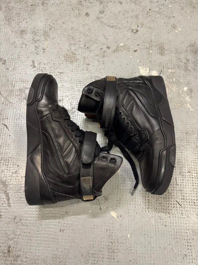 AW2014 Givenchy Tyson Black High Leather Sneakers by Riccardo Tisci tXIWAYz 3