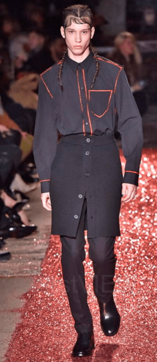 AW2015 Givenchy Black Red Contrast Stitch Shirt by Riccardo Tisci fuViXru 1