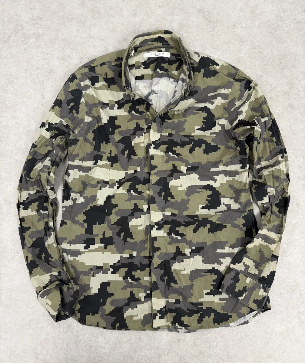 AW2015 Givenchy Camo Green Shirt by Riccardo Tisci WFBvguw 0