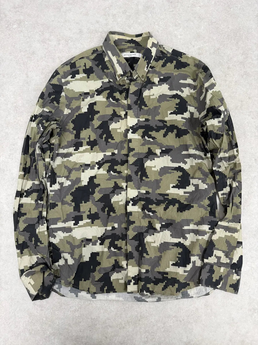 AW2015 Givenchy Camo Green Shirt by Riccardo Tisci WFBvguw 4