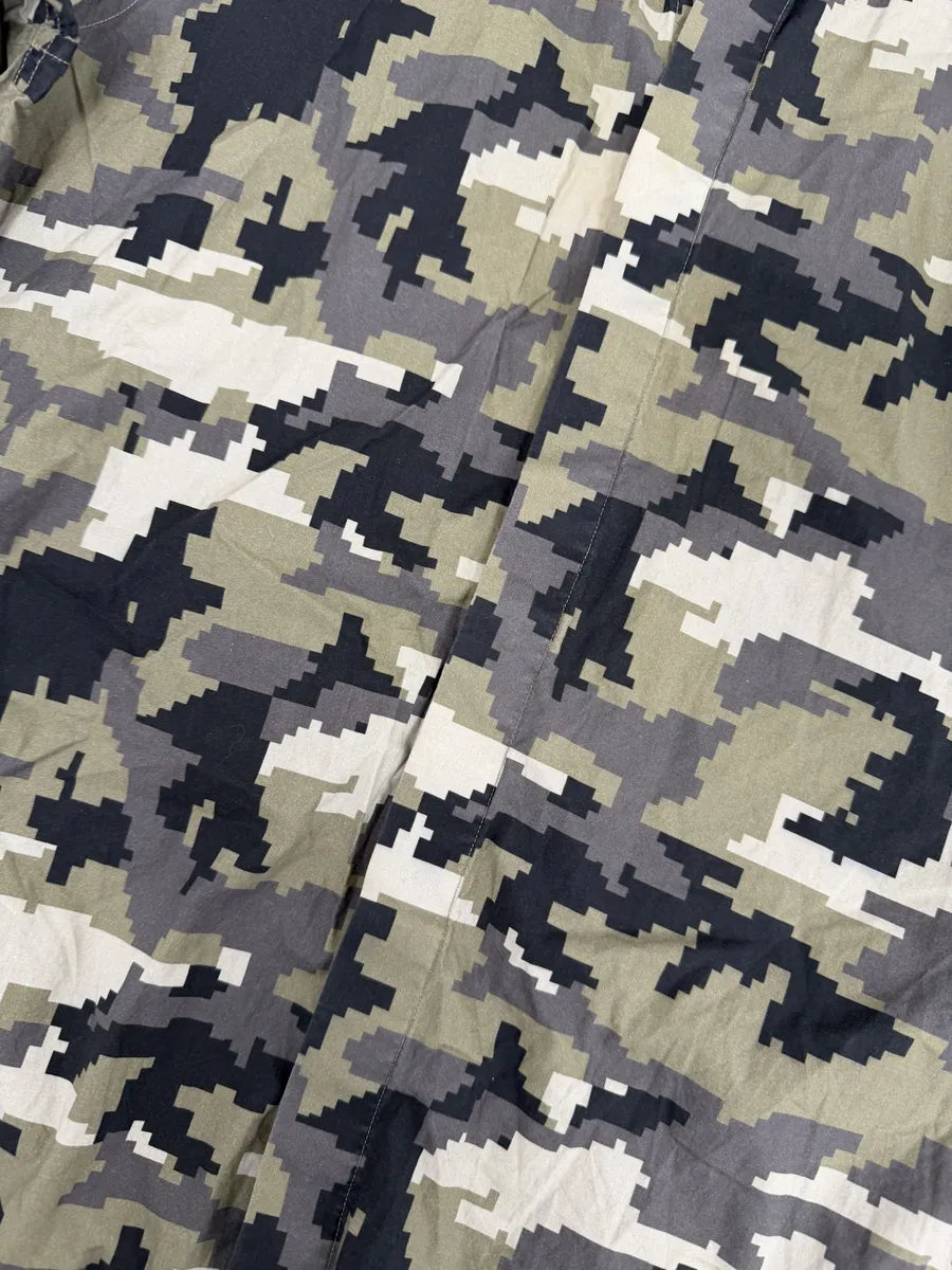 AW2015 Givenchy Camo Green Shirt by Riccardo Tisci WFBvguw 7