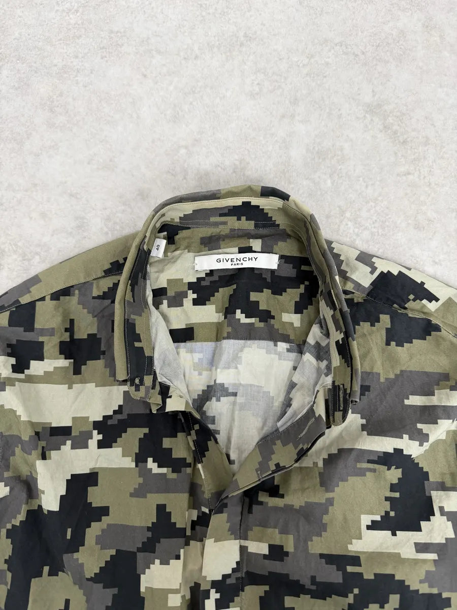 AW2015 Givenchy Camo Green Shirt by Riccardo Tisci WFBvguw 11