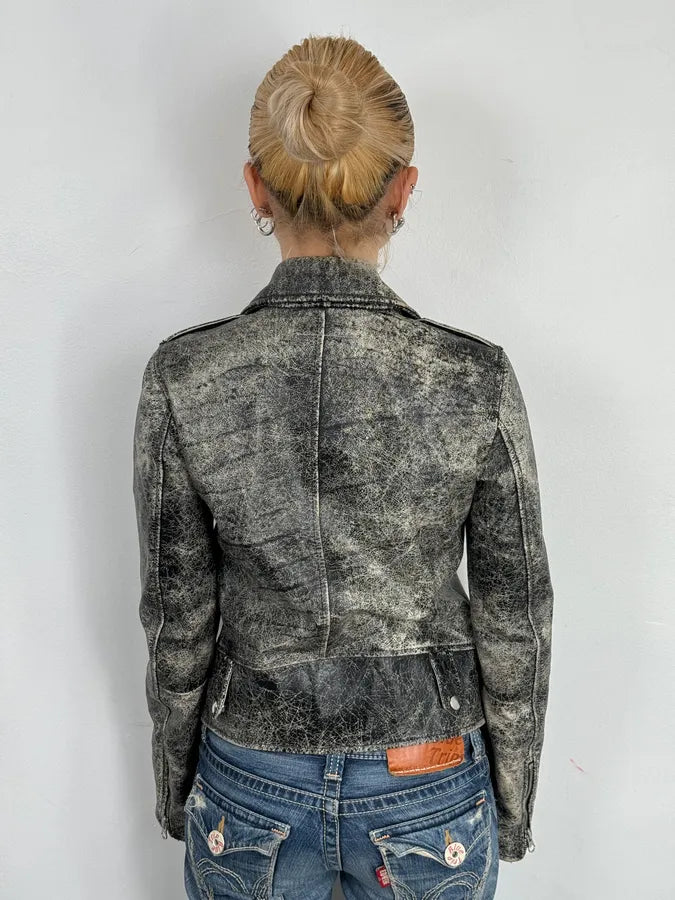 AW2016 Margiela MM6 crack-effect leather biker jacket. FVctnfx 2