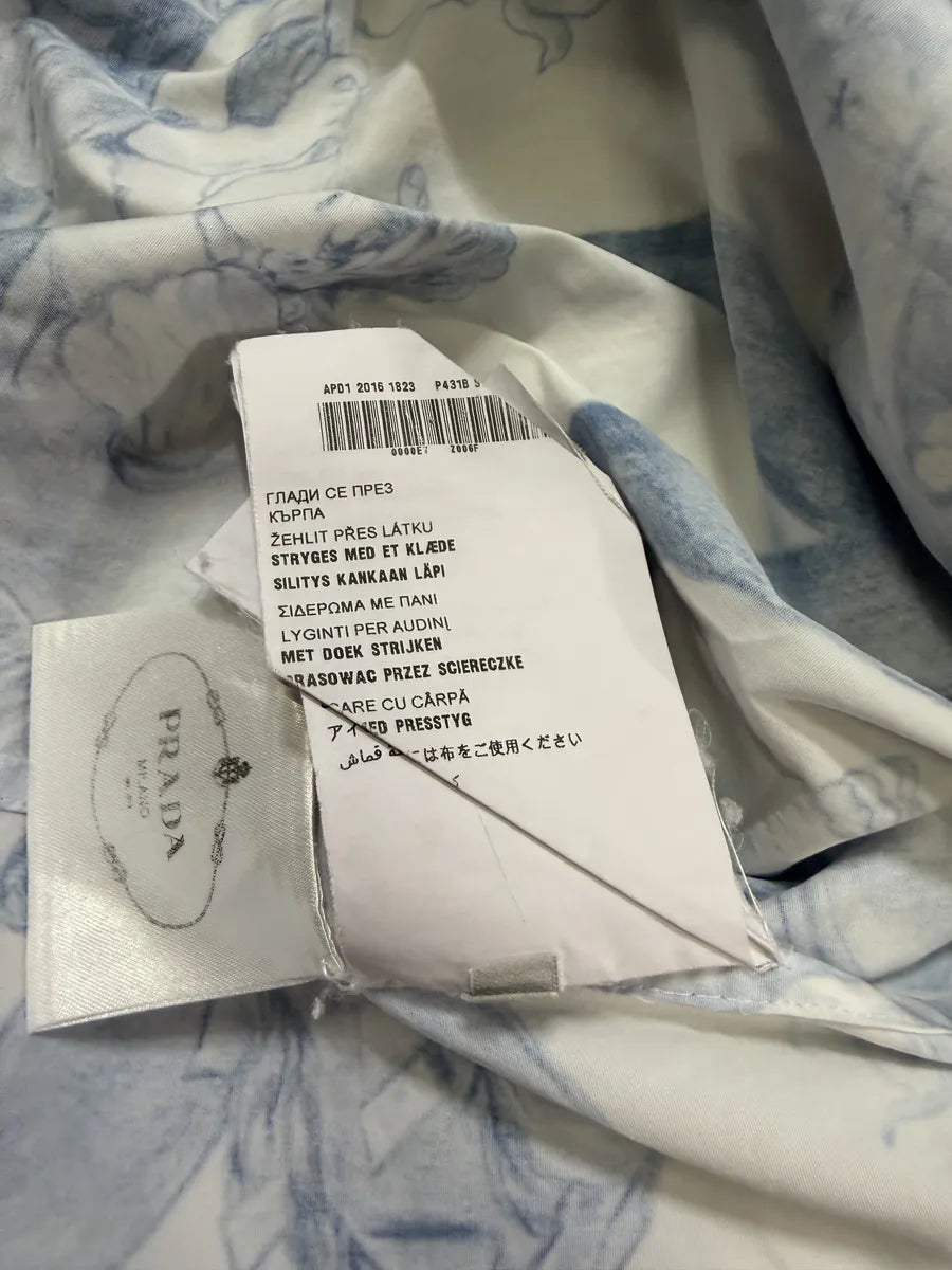 AW2016 Prada Christophe Chemin The Important Ones/Banquet Of Thieves White & Blue Shirt HPvCHqt 15