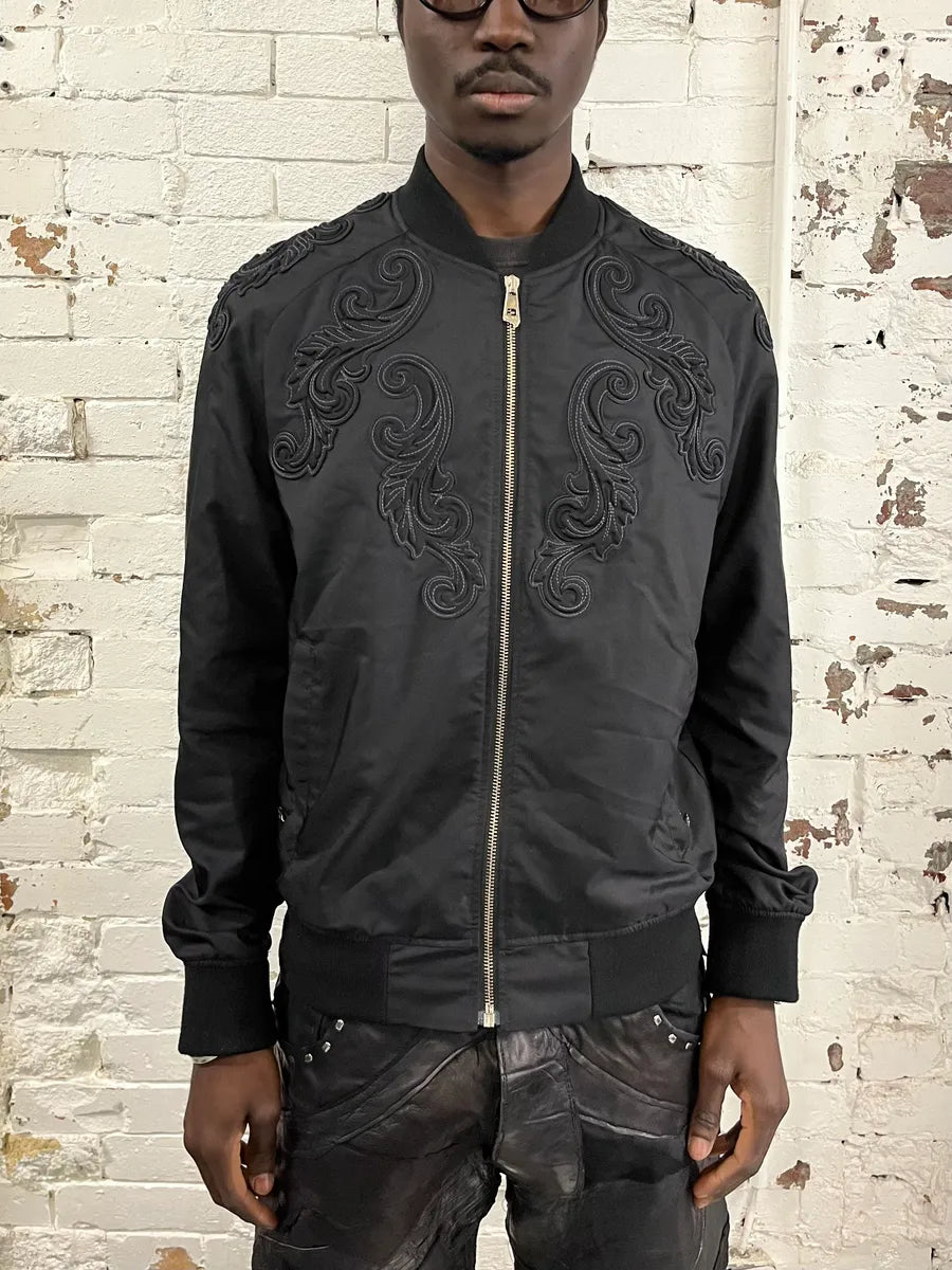 AW2016 Versace Black Royal Ornamenent Relief Bomber Jacket ACDvdpi 1