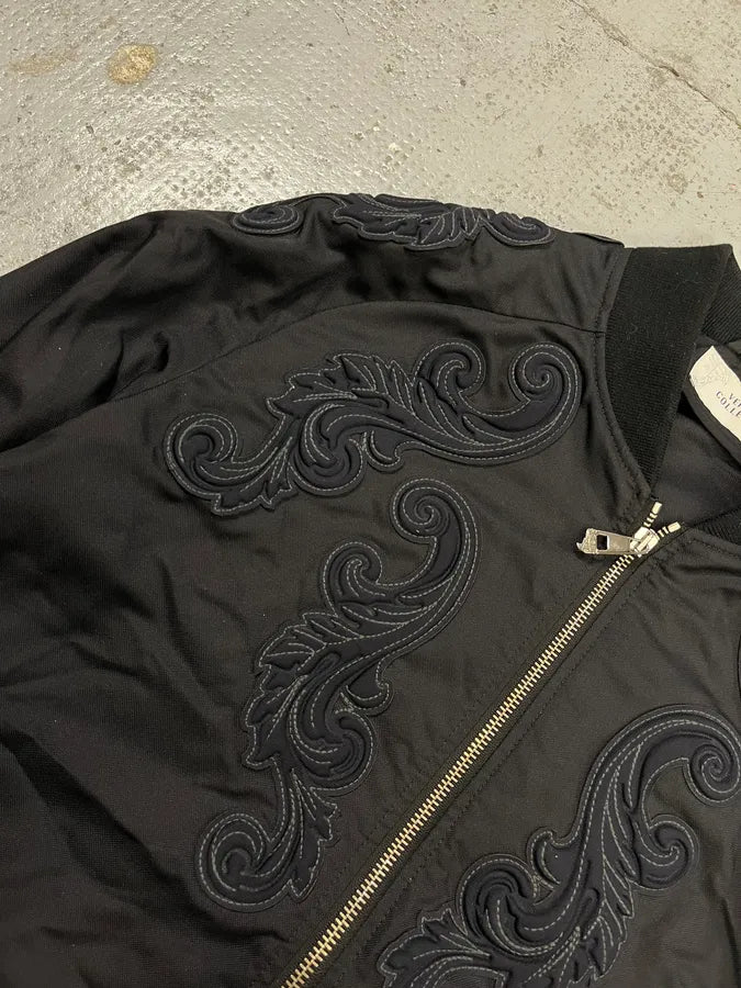 AW2016 Versace Black Royal Ornamenent Relief Bomber Jacket ACDvdpi 6
