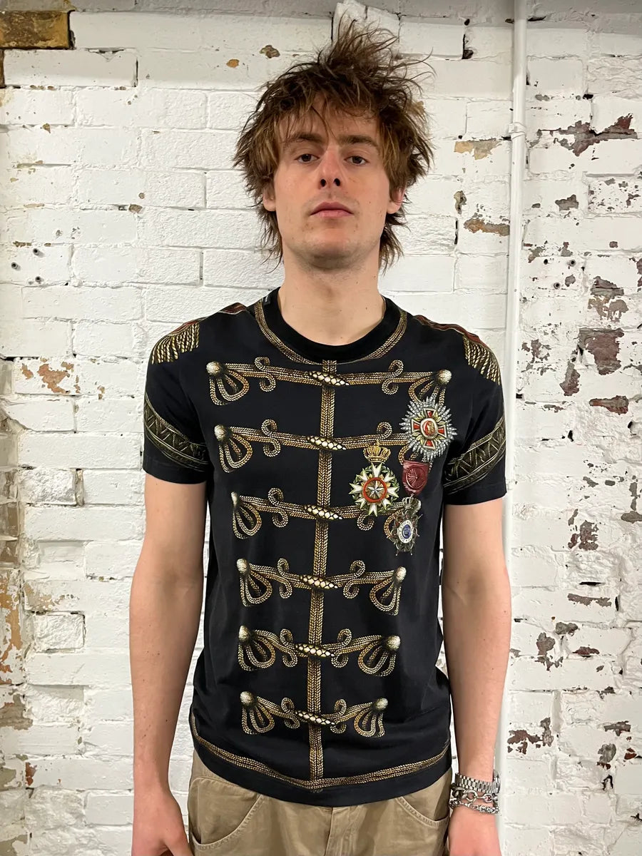 AW2017 Dolce & Gabbana Black Gold Napoleon Officer T-Shirt YrQCbTL 1