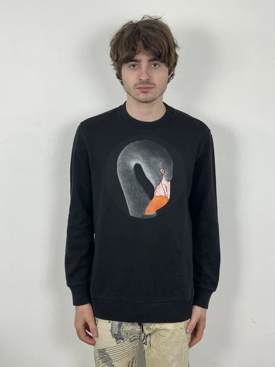 AW2017 Givenchy Black Duck Crewneck Sweater by Riccardo Tisci ZktBkzt 1