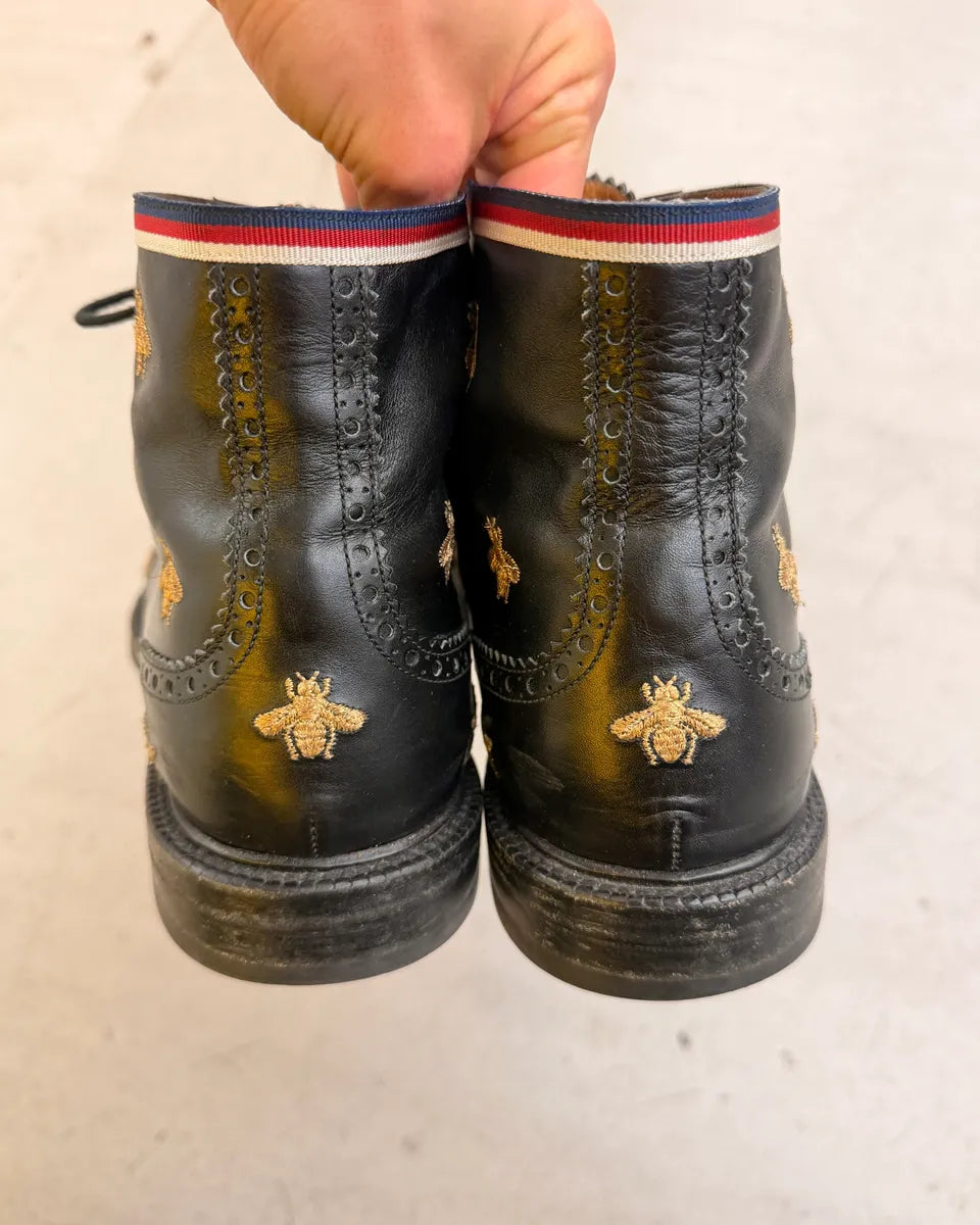 AW2017 Gucci Black Leather Bee  Star Embroidered Boots by Alessandro Michele kVqRdIP 5