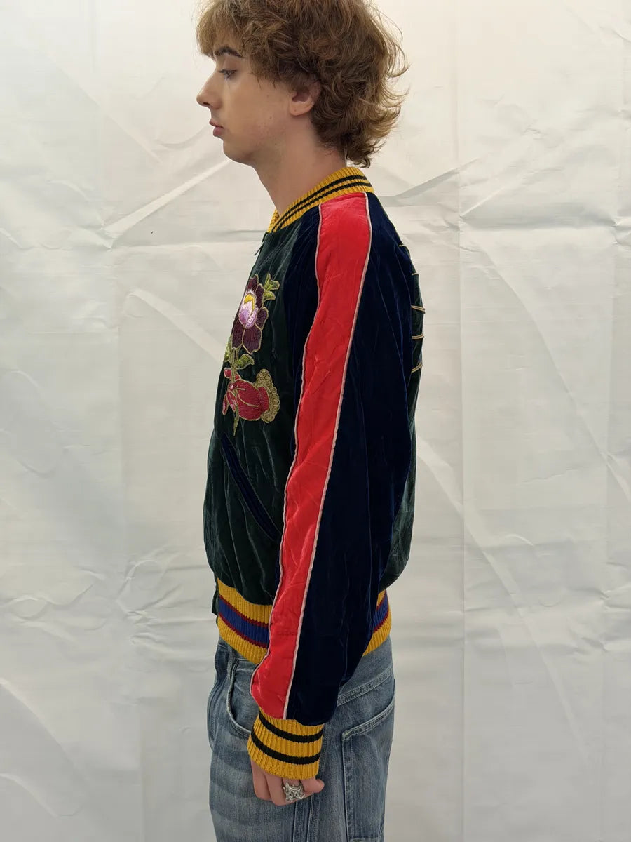 AW2017 Gucci Navy Velvet Embroidered Cobra Floral Bomber Jacket REJABPb 4
