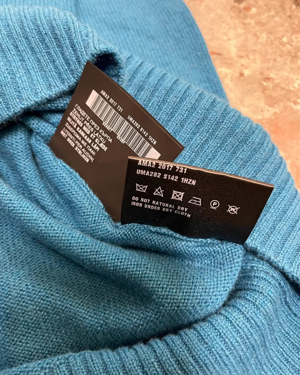 AW2017 Prada Blue Cozy Sweater cgXZRNQ 9