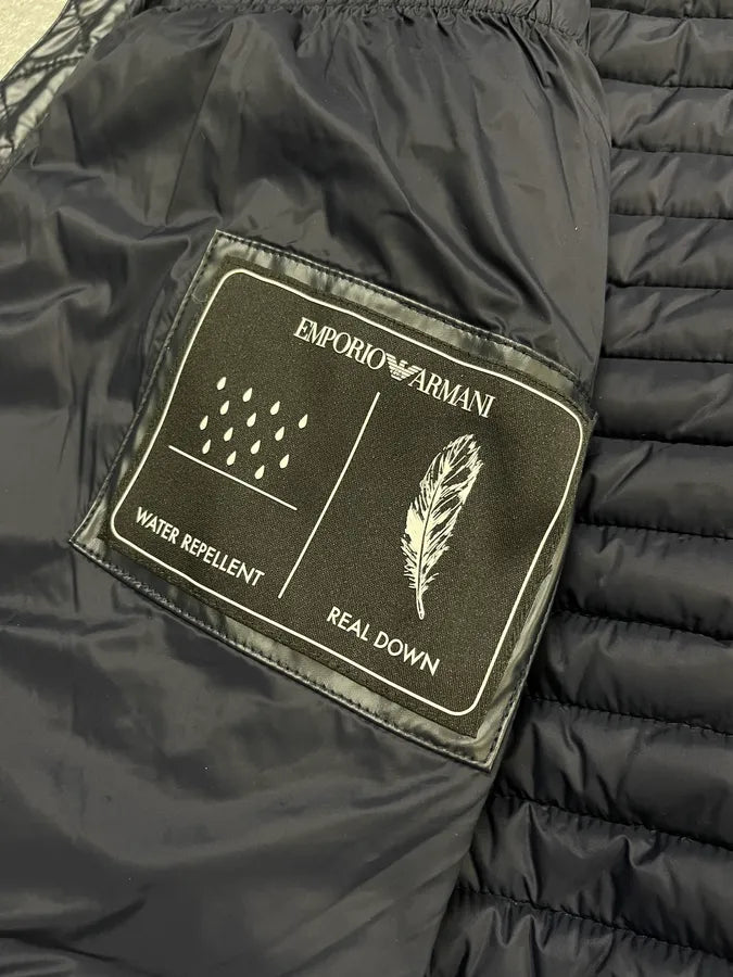 AW2018 Emporio Armani Quilted Navy Puffer Jacket JvfsOTY 9