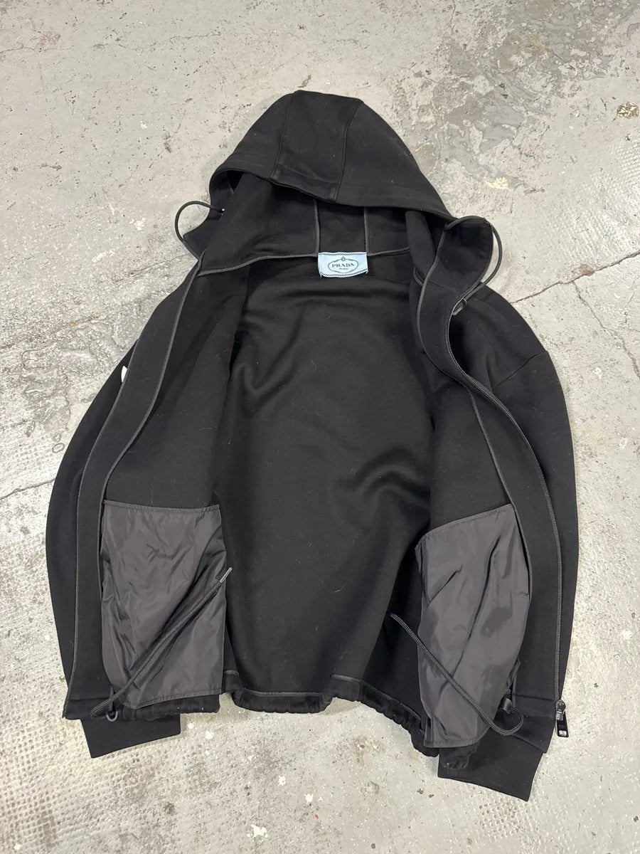 AW2018 Prada Graphic Logo Black Sweatshirt (M) fgDdfog 9