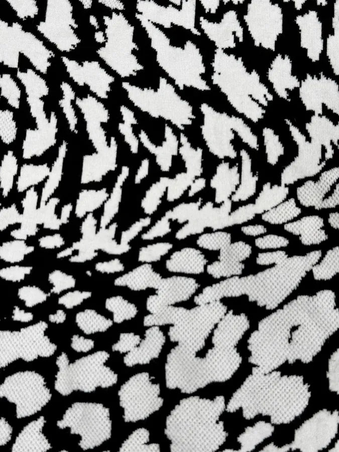 AW2021 Cavalli Black & White Irregular Volcano Pattern Sweater bMKnHbm 4