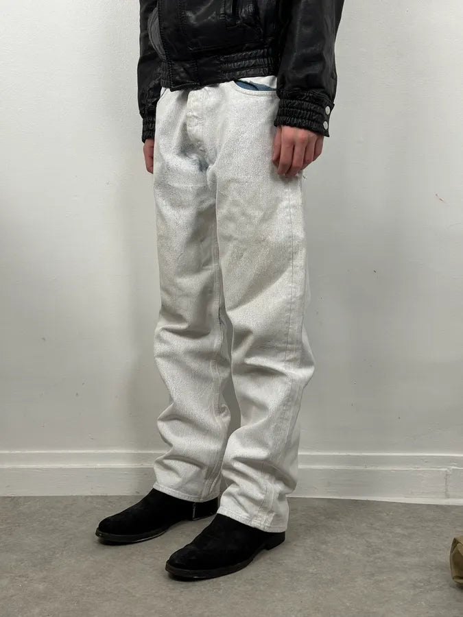 AW2021 Maison Margiela Painted White Cracked Denim Jeans Hcpzrhh 1