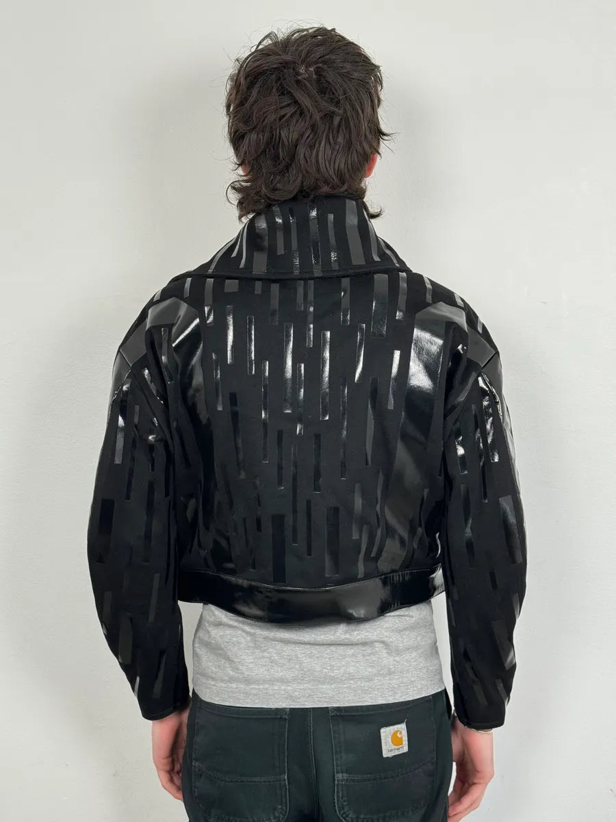 AW2022 Emporio Armani Black Asymmetrical Zip Cropped Bomber Jacket tApXHki 3