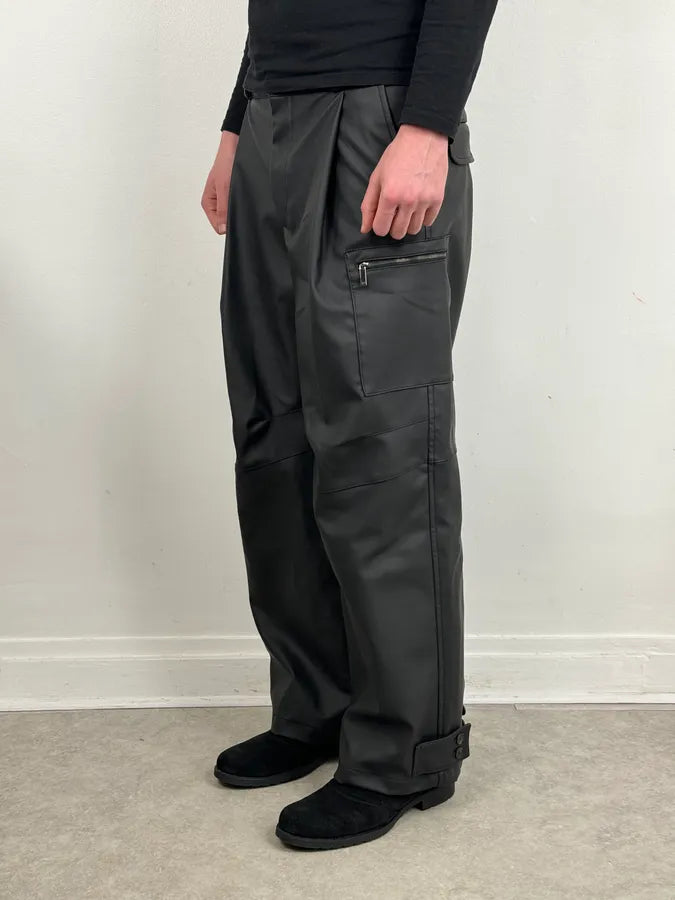 AW2022 Emporio Armani Black Eco Leather Cargo Pants TKnybcV 3