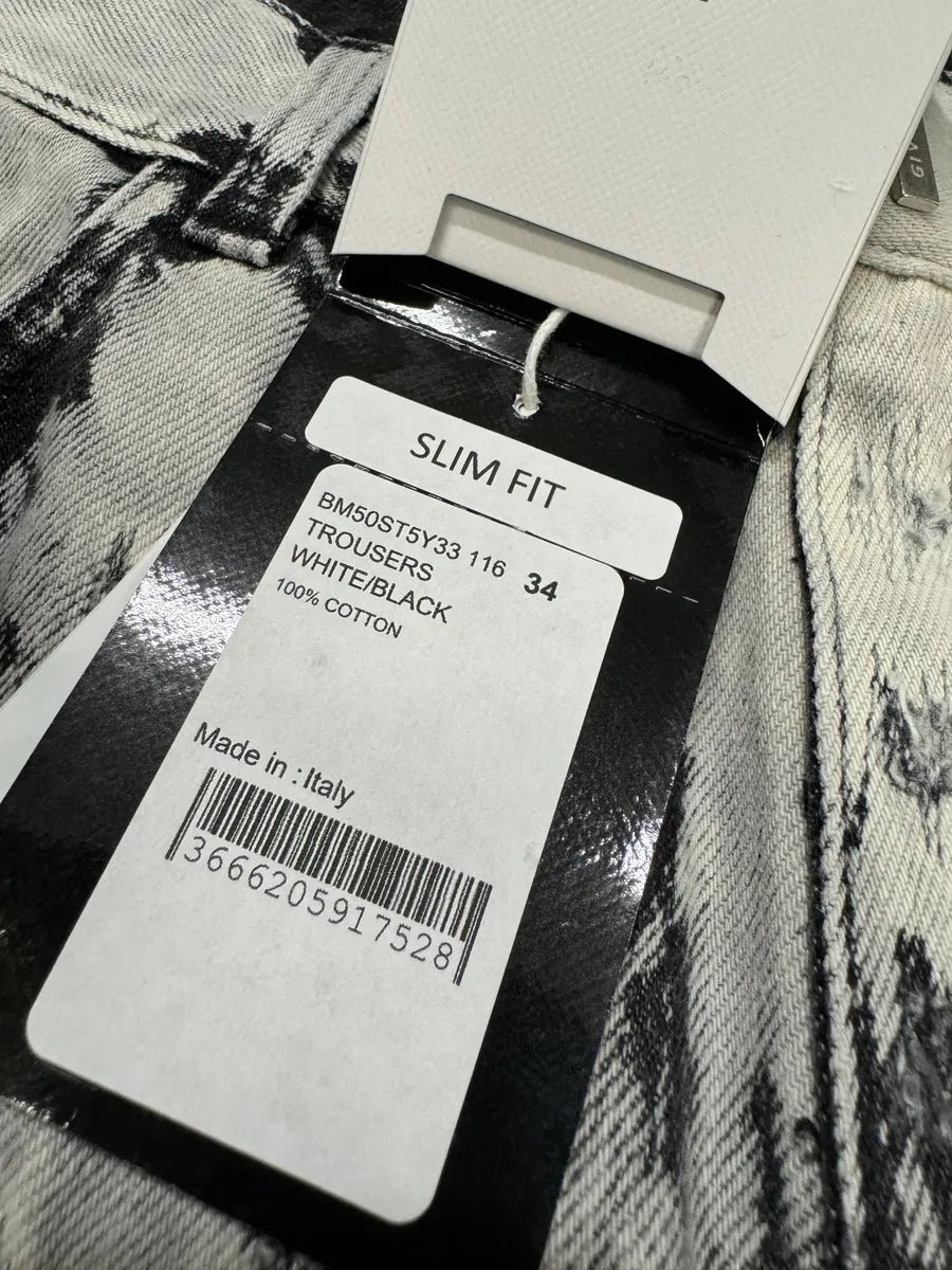 AW2022 Givenchy Distressed Monochrome Slim Jeans  CyYYXfb 14