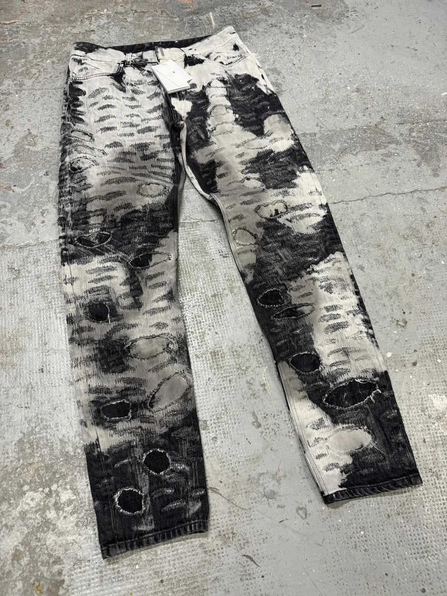 AW2022 Givenchy Distressed Monochrome Slim Jeans  CyYYXfb 8