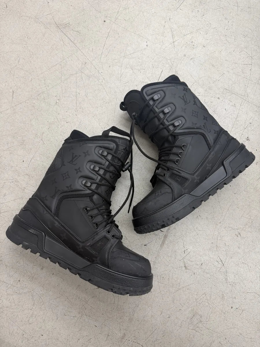 AW2022 Louis Vuitton Black Trainer Snow High Boots HRWEljV 9