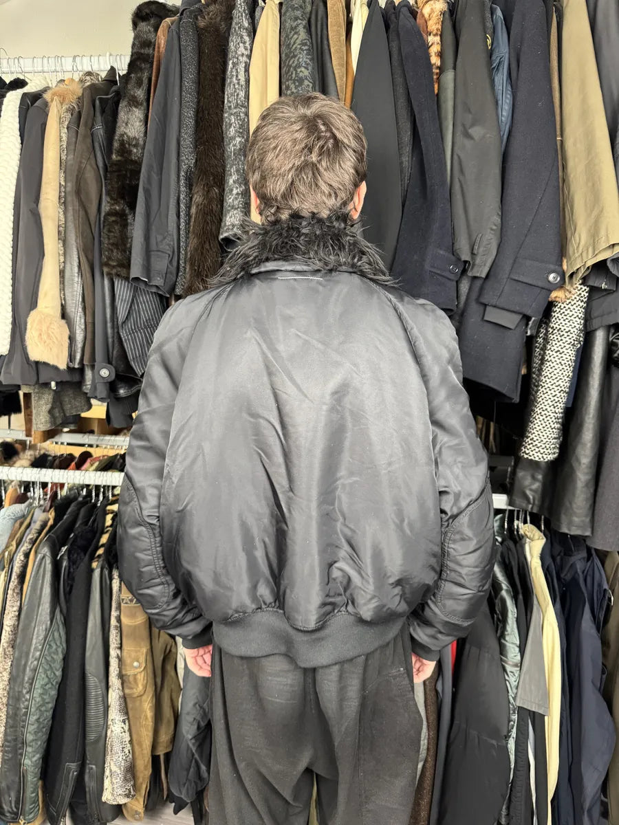 AW2022 Maison Margiela Black Faux Fur Aviator Bomber Jacket uQrEwjO 2