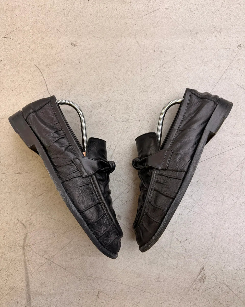 AW2023 Bottega Veneta Black Astaire Leather Loafers by Matthieu Blazy wEUObYG 3