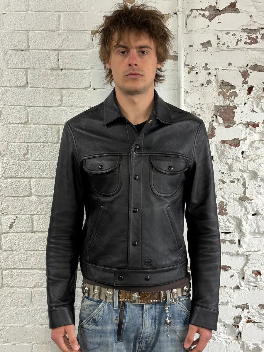 AW2023 Courrèges Worker Black Minimalist Leather Black OacreWy 1