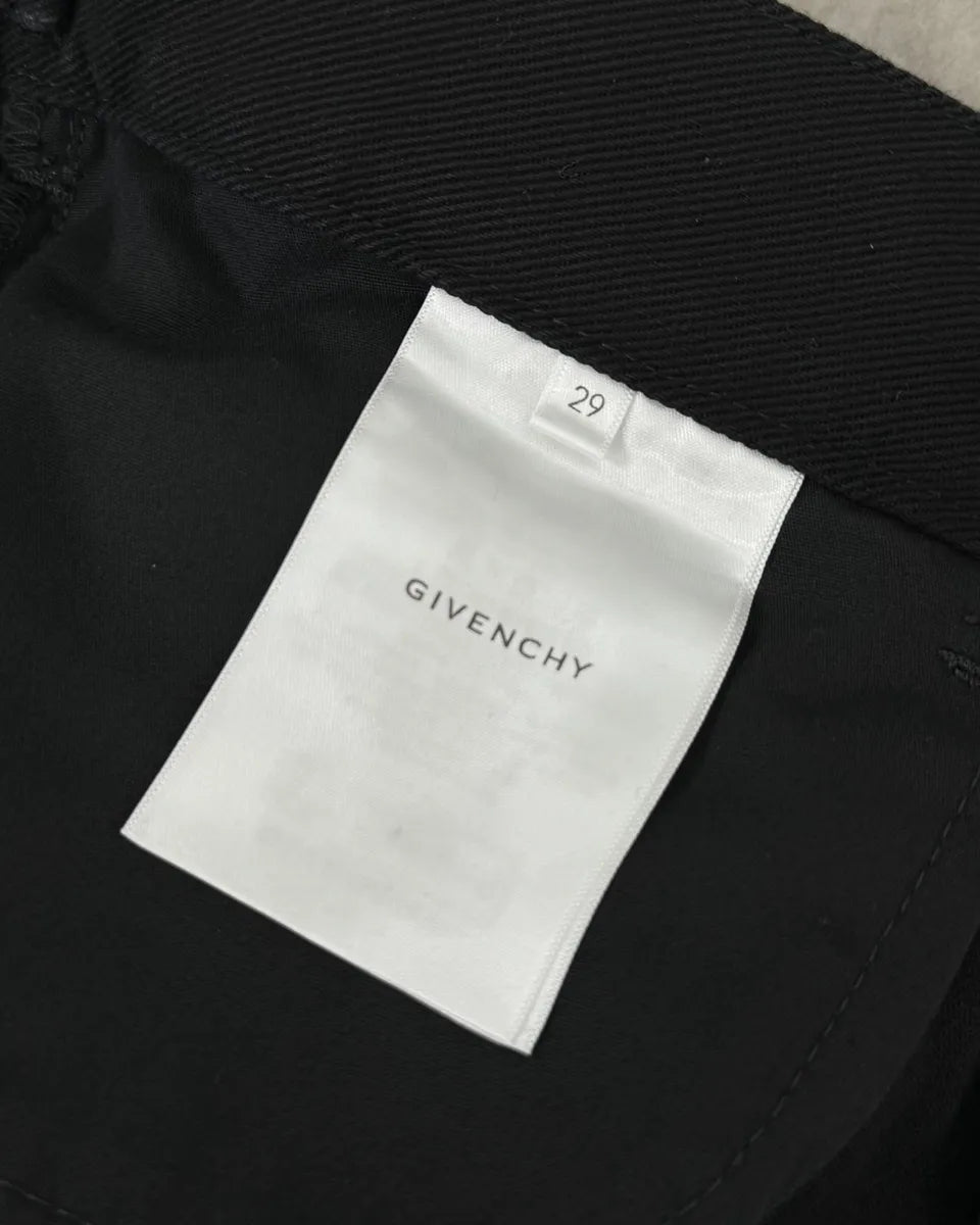 AW2023 Givenchy Black Cargo Pants by Matthew Williams kVHZmik 10