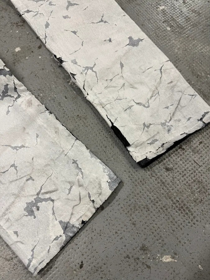 SS2021 Givenchy White Cracked Brut Denim Jeans by Matthew Williams DtLMtAa 8