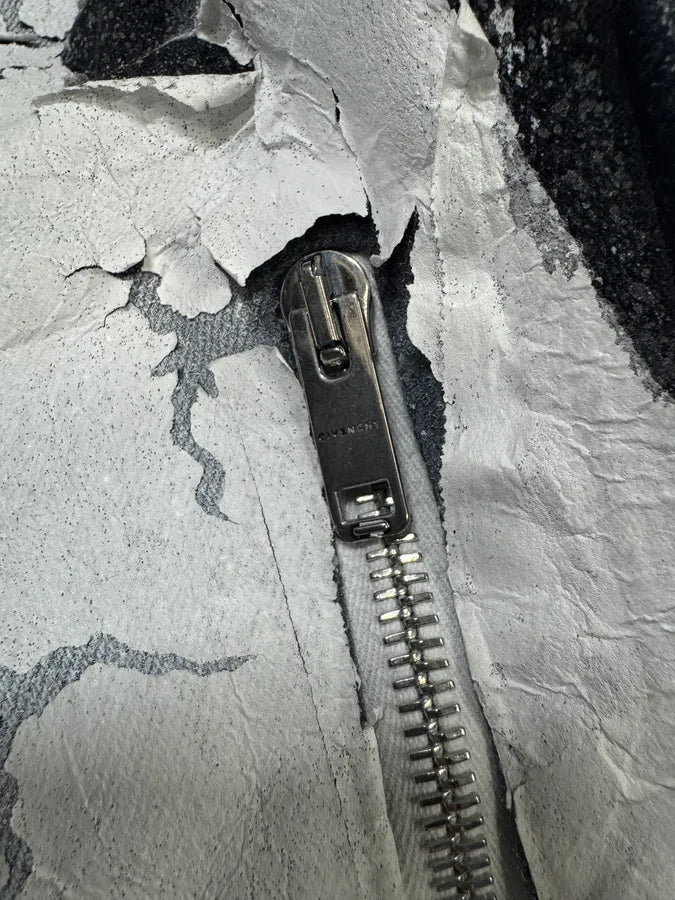 SS2021 Givenchy White Cracked Brut Denim Jeans by Matthew Williams DtLMtAa 9