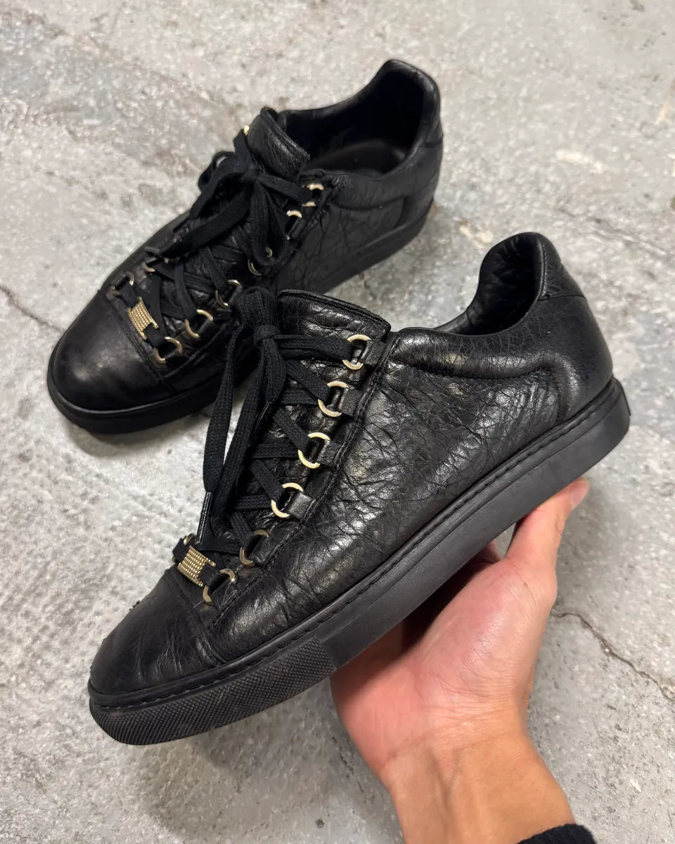 Balenciaga Arena Black Cracked Leather Low Sneakers (39.5eu/us6.5) 0
