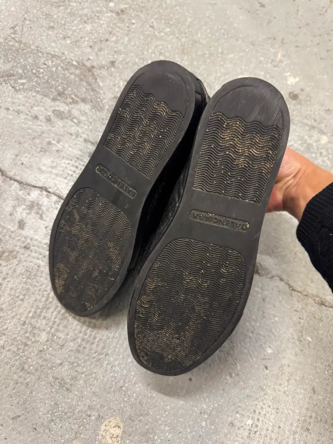 Balenciaga Arena Black Cracked Leather Low Sneakers (39.5eu/us6.5) 5