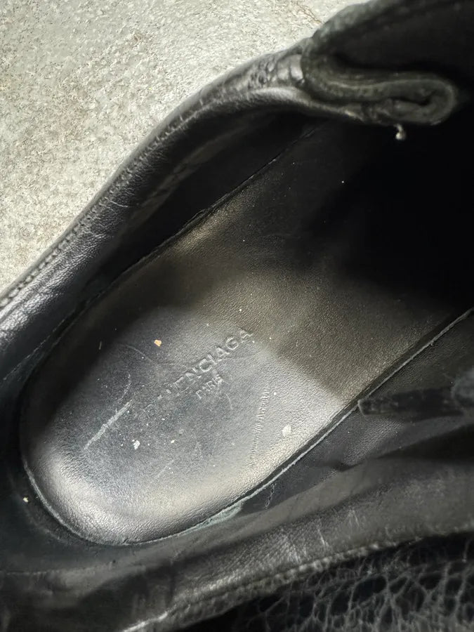 Balenciaga Arena Black Cracked Leather Low Sneakers (39.5eu/us6.5) 6