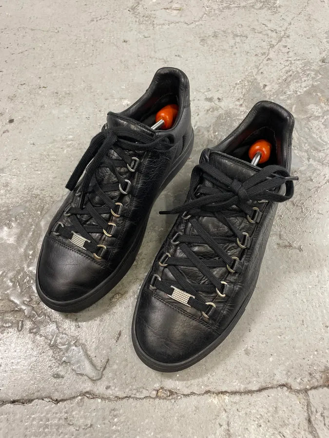 Balenciaga Arena Black Leather Low Shoes (42.5eu/us9) 2