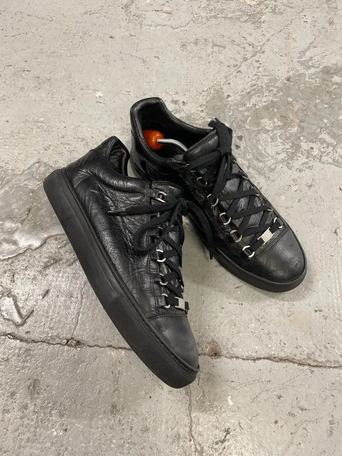 Balenciaga Arena Black Leather Low Shoes (42.5eu/us9) 4