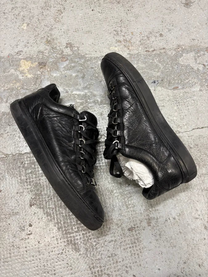 Balenciaga Arena Black Leather Low Sneakers lLVMFVv 5