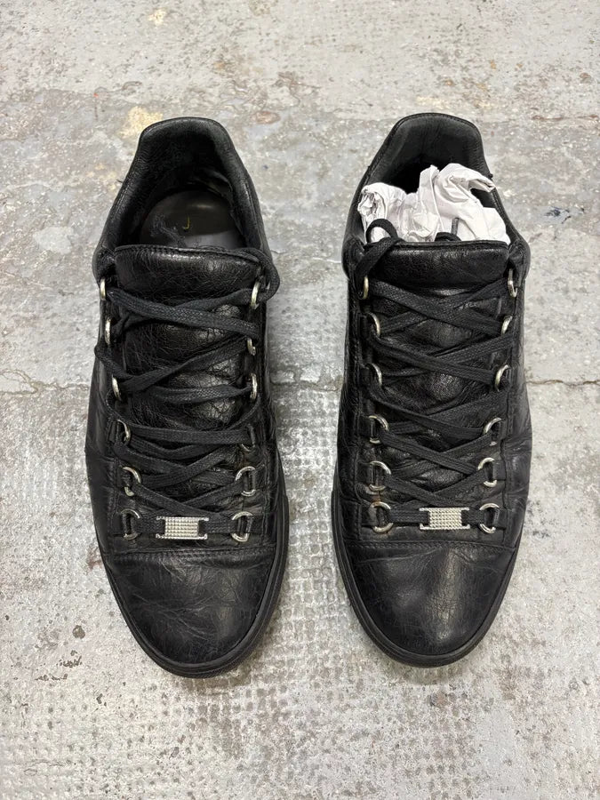 Balenciaga Arena Black Leather Low Sneakers lLVMFVv 1