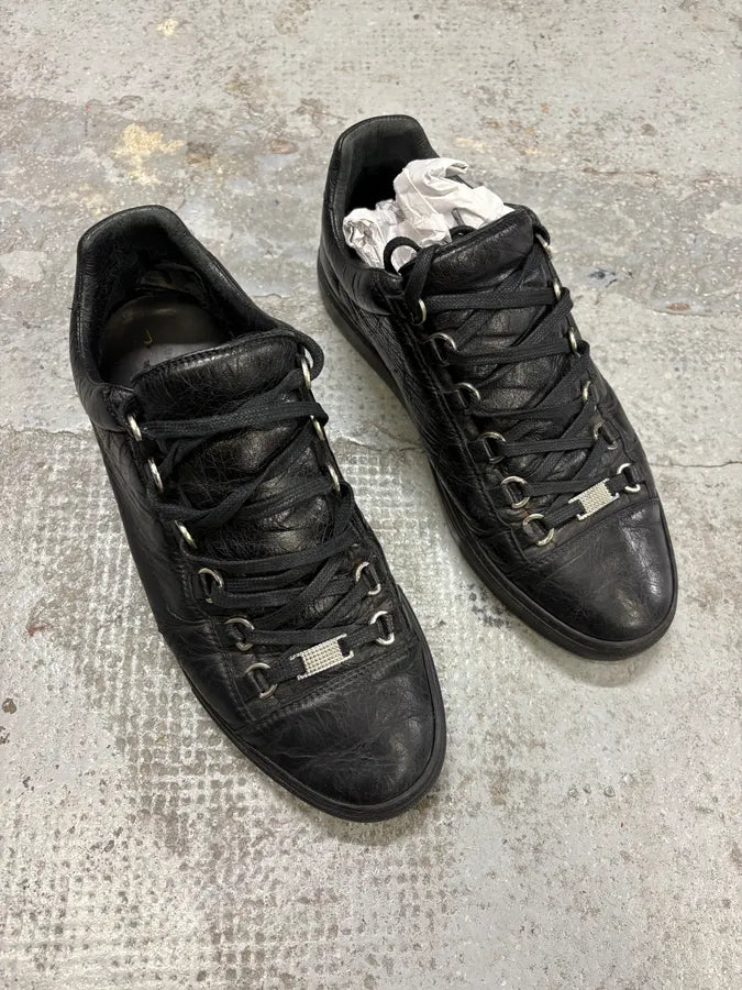 Balenciaga Arena Black Leather Low Sneakers lLVMFVv 3