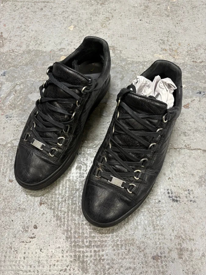 Balenciaga Arena Black Leather Low Sneakers lLVMFVv 2